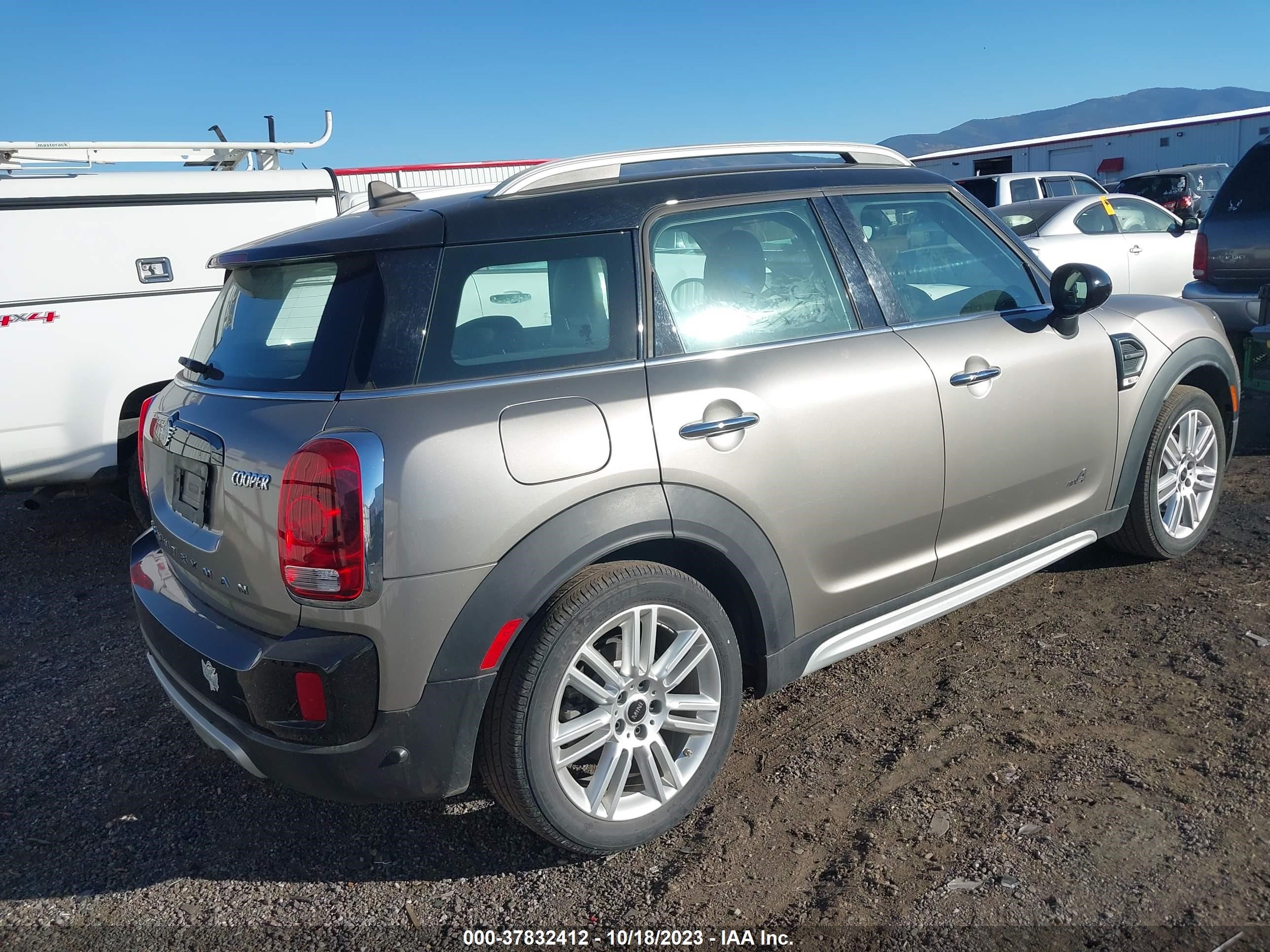 Photo 3 VIN: WMZYV5C50K3E05000 - MINI COUNTRYMAN 