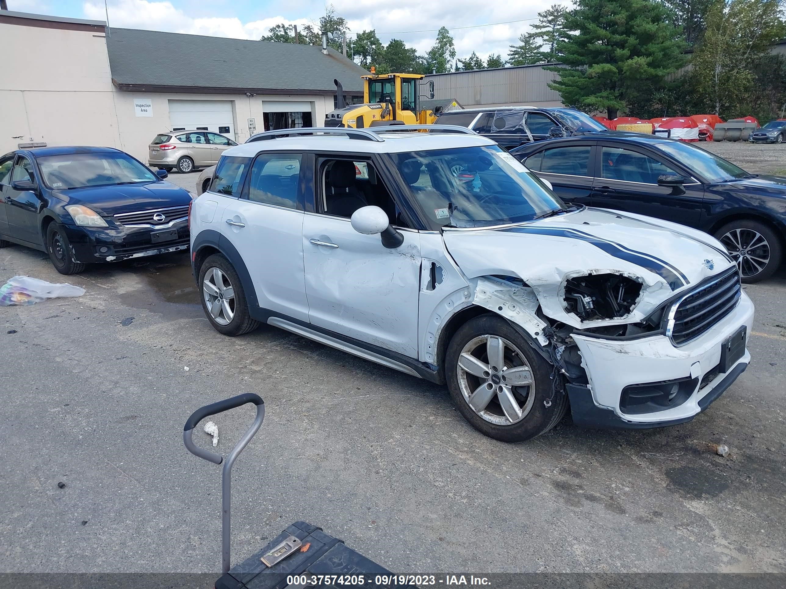 Photo 0 VIN: WMZYV5C5XK3F58175 - MINI COUNTRYMAN 