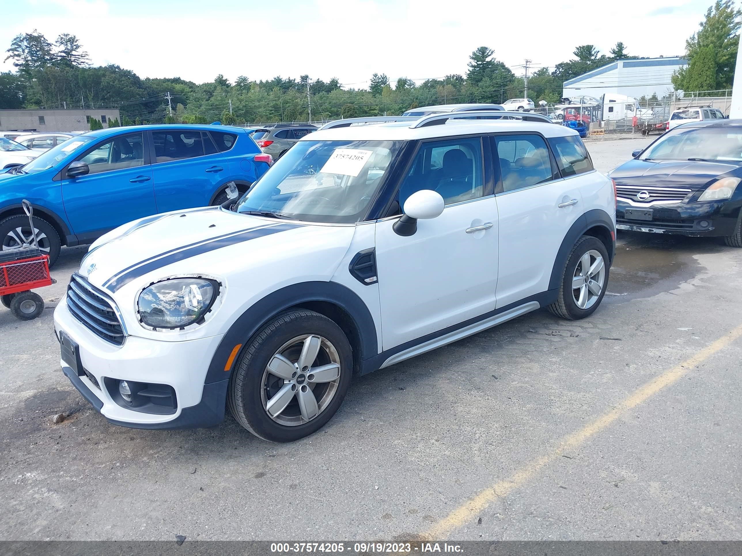 Photo 1 VIN: WMZYV5C5XK3F58175 - MINI COUNTRYMAN 