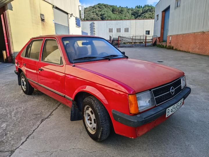 Photo 1 VIN: WOLO00044E2610054 - OPEL KADETT HATCHBACK 