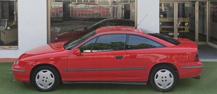 Photo 1 VIN: WOLO00085M1281898 - OPEL CALIBRA 