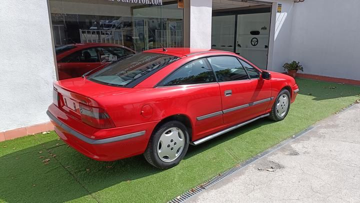 Photo 2 VIN: WOLO00085M1281898 - OPEL CALIBRA 