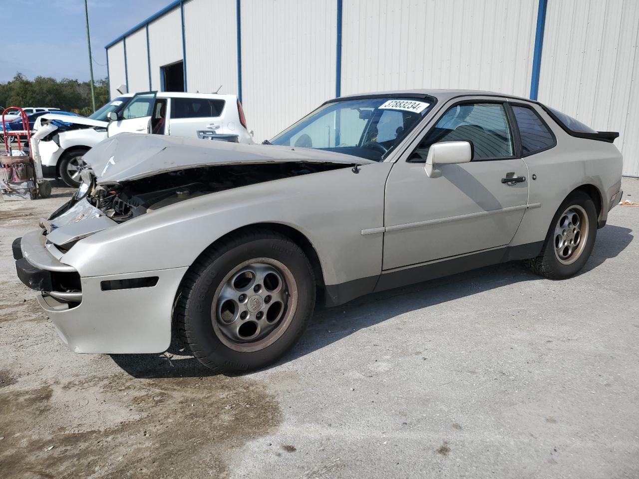 Photo 0 VIN: WP0AA0944EN453698 - PORSCHE 944 