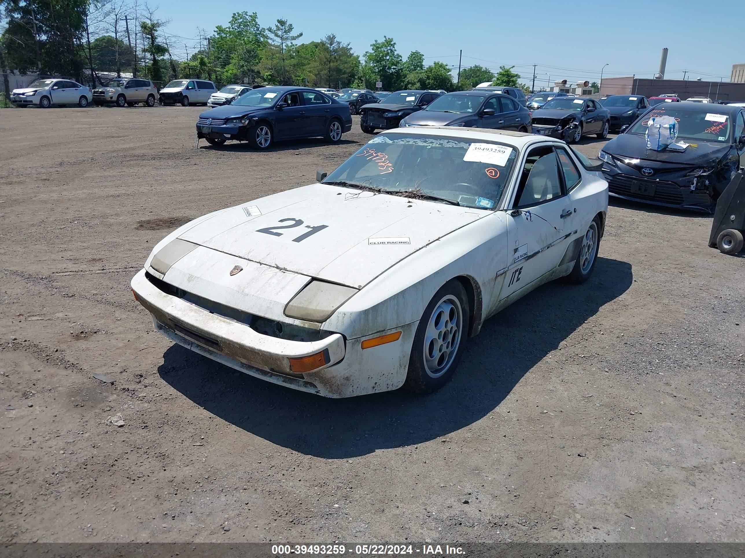 Photo 1 VIN: WP0AA094XHN450776 - PORSCHE 944 