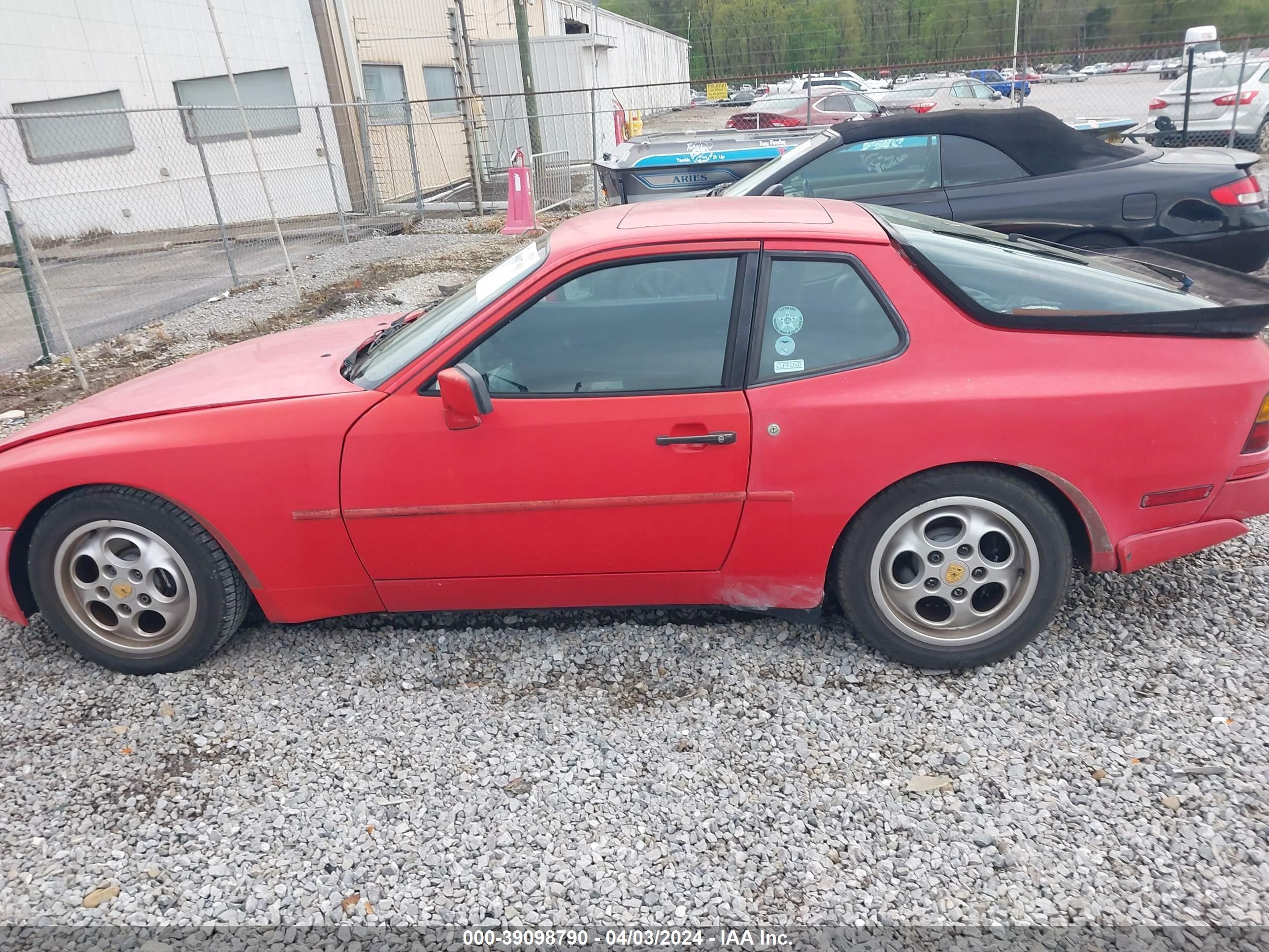 Photo 12 VIN: WP0AA2957HN150584 - PORSCHE 944 