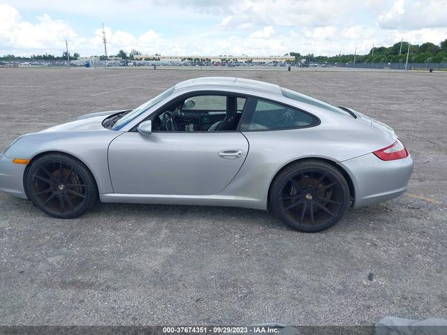 Photo 13 VIN: WP0AA29957S711397 - PORSCHE 911 