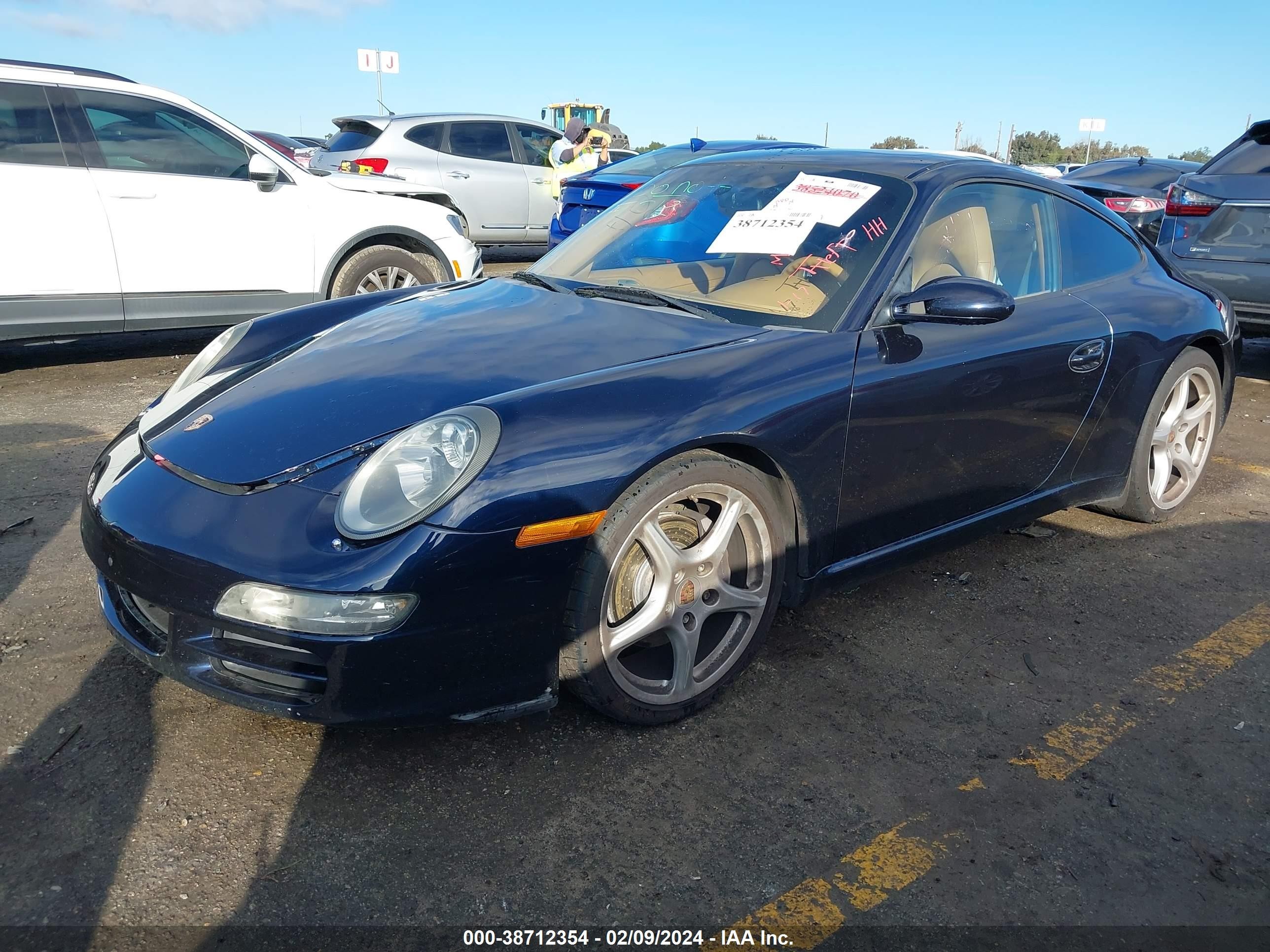 Photo 2 VIN: WP0AA29985S716574 - PORSCHE 911 