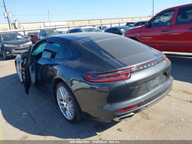 Photo 2 VIN: WP0AA2A71LL100054 - PORSCHE PANAMERA 