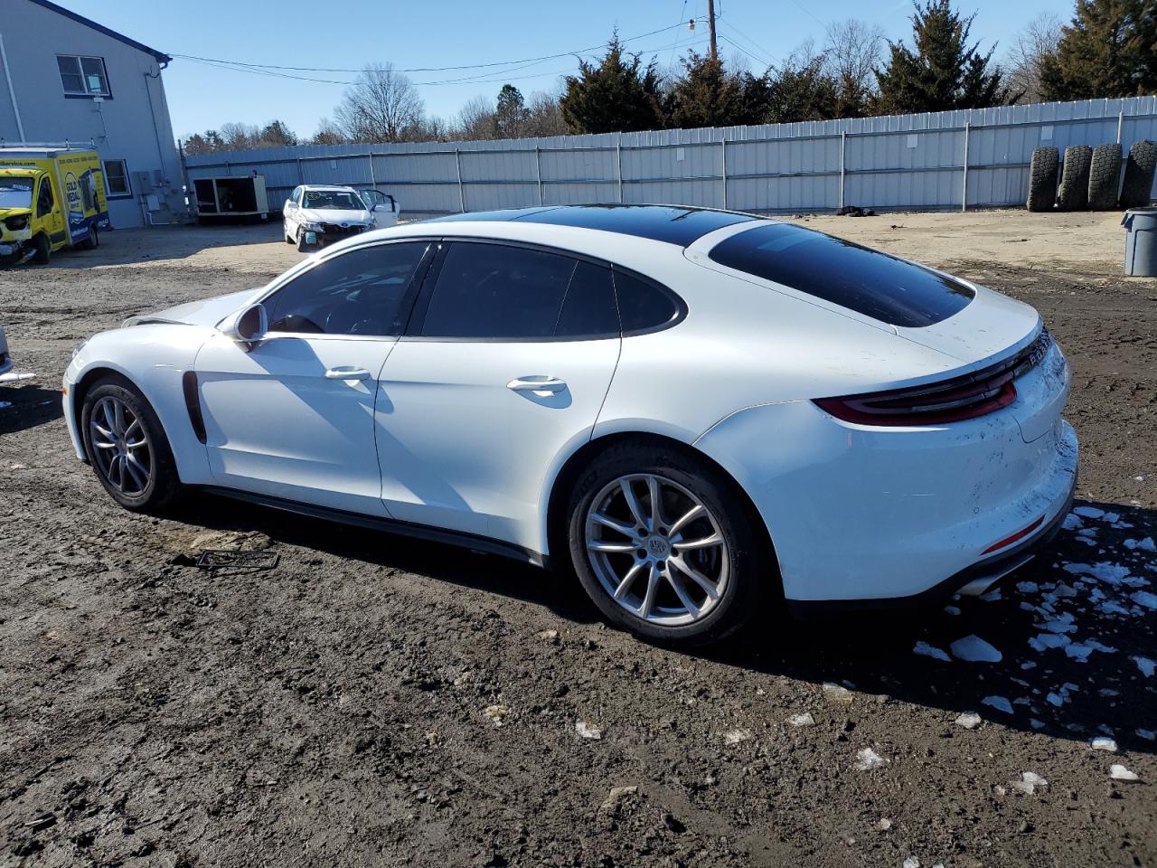 Photo 1 VIN: WP0AA2A72JL100061 - PORSCHE PANAMERA 