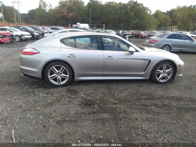 Photo 12 VIN: WP0AA2A73CL018312 - PORSCHE PANAMERA 