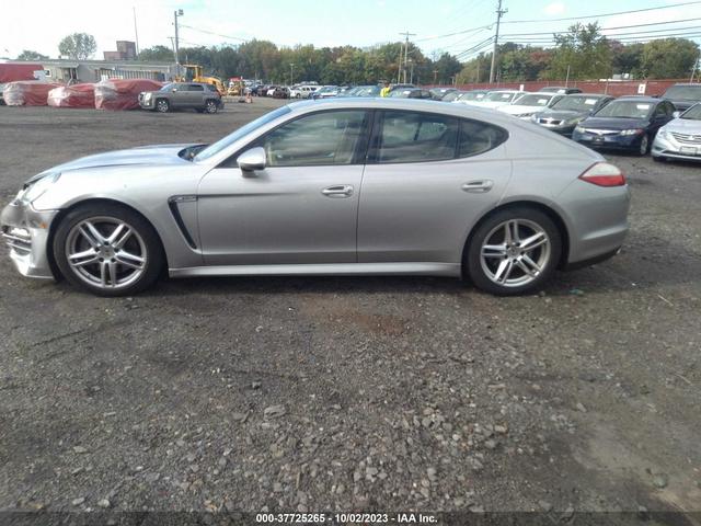 Photo 13 VIN: WP0AA2A73CL018312 - PORSCHE PANAMERA 