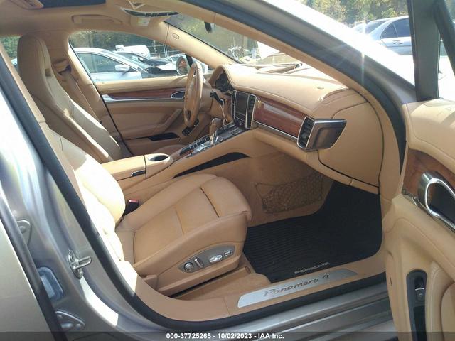 Photo 4 VIN: WP0AA2A73CL018312 - PORSCHE PANAMERA 