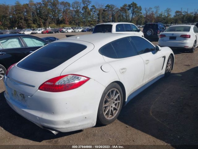 Photo 3 VIN: WP0AA2A74CL013782 - PORSCHE PANAMERA 