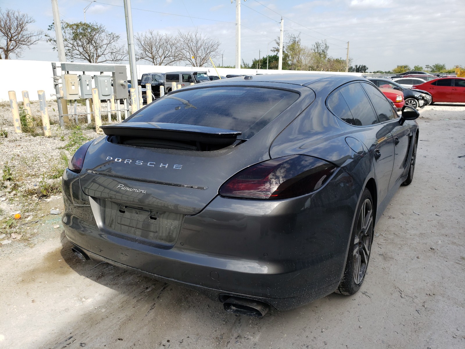 Photo 3 VIN: WP0AA2A74DL010057 - PORSCHE PANAMERA 2 