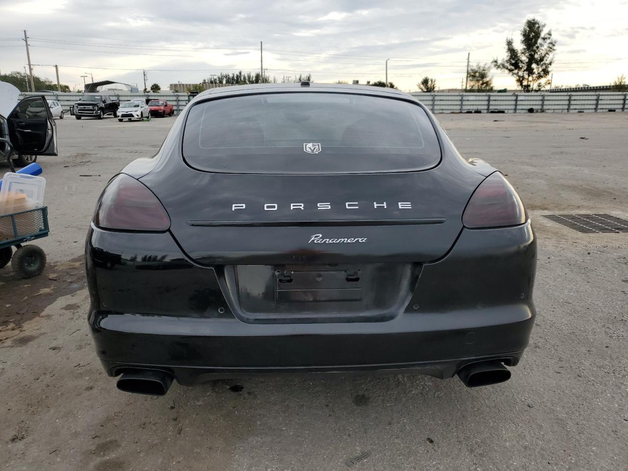 Photo 5 VIN: WP0AA2A77BL010583 - PORSCHE PANAMERA 