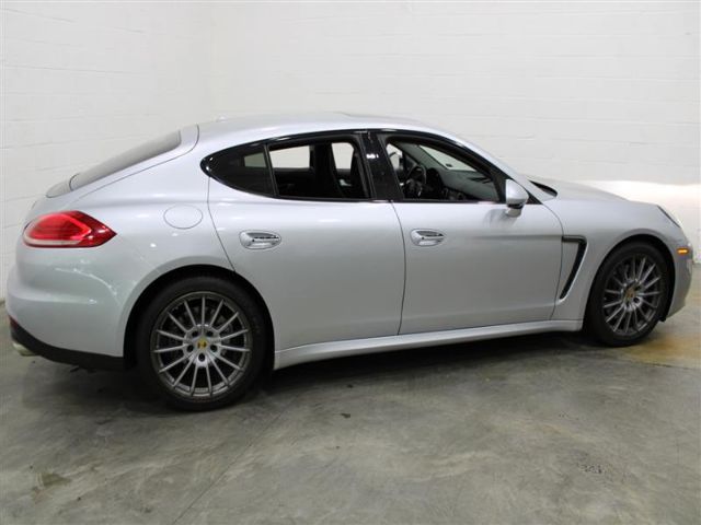 Photo 4 VIN: WP0AA2A77GL002037 - PORSCHE PANAMERA 