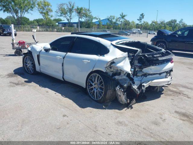 Photo 2 VIN: WP0AA2A77JL104395 - PORSCHE PANAMERA 