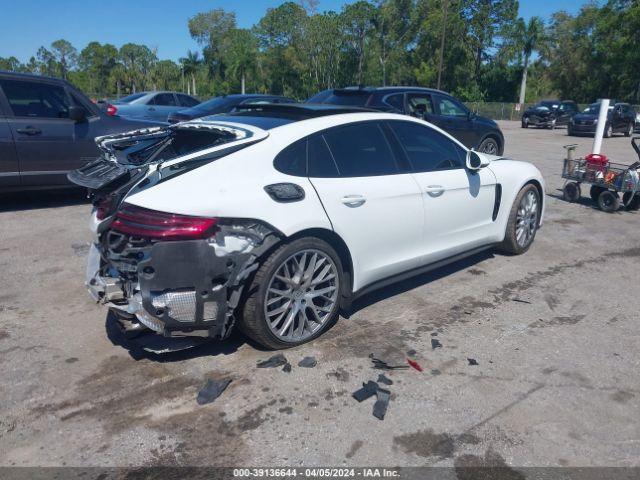 Photo 3 VIN: WP0AA2A77JL104395 - PORSCHE PANAMERA 