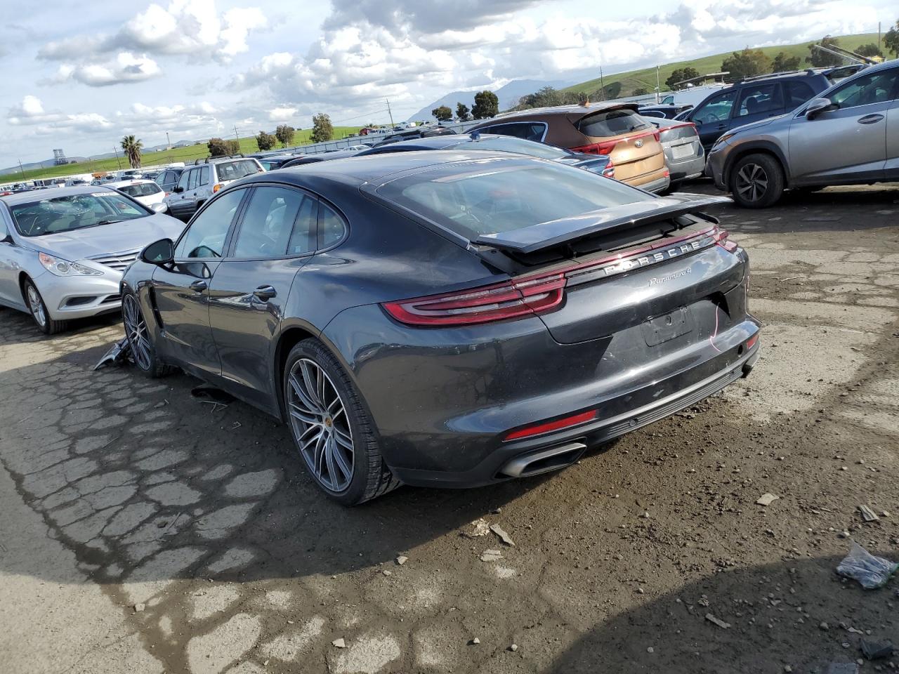 Photo 1 VIN: WP0AA2A78JL111128 - PORSCHE PANAMERA 