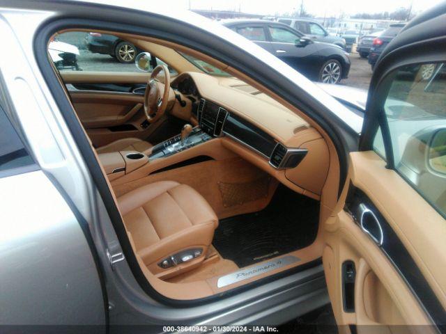 Photo 4 VIN: WP0AA2A79CL071435 - PORSCHE PANAMERA 