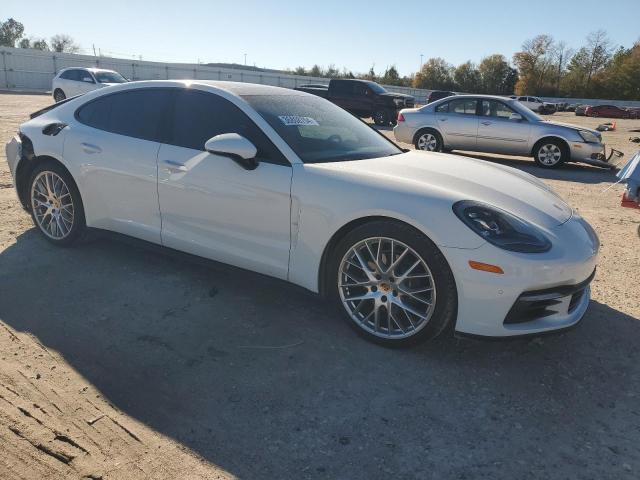 Photo 3 VIN: WP0AA2A7XJL111440 - PORSCHE PANAMERA 