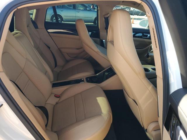 Photo 9 VIN: WP0AA2A7XJL111440 - PORSCHE PANAMERA 