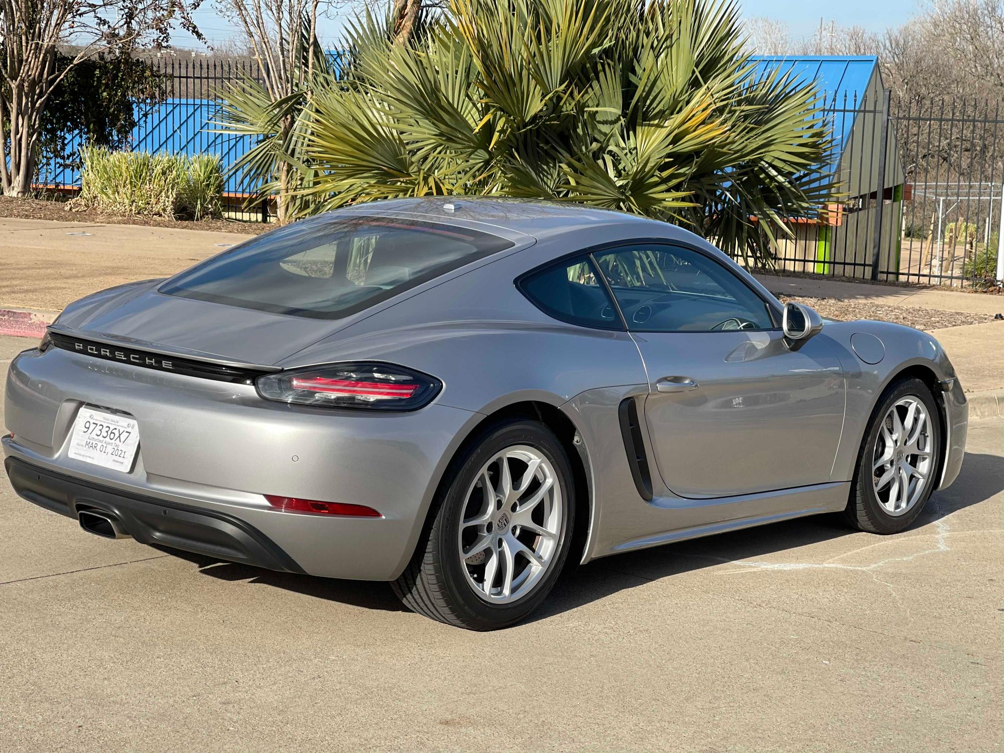 Photo 3 VIN: WP0AA2A82JK260276 - PORSCHE 718 CAYMAN 