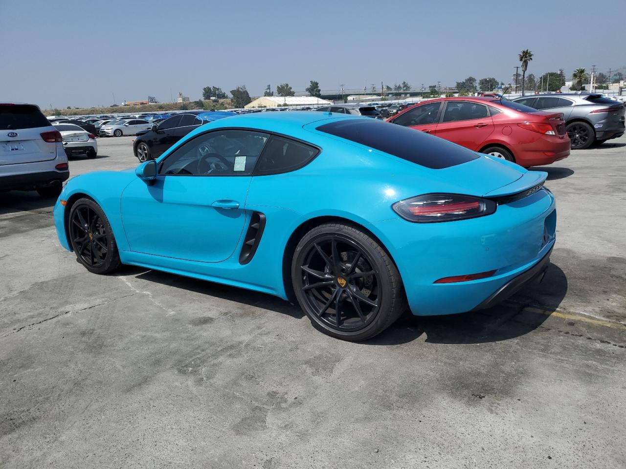 Photo 1 VIN: WP0AA2A86JK261947 - PORSCHE CAYMAN 