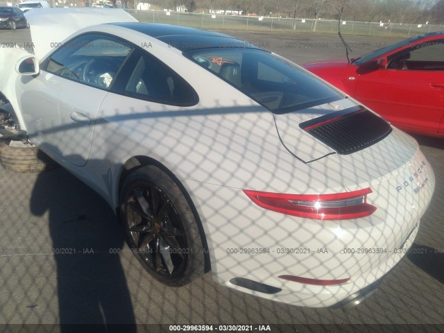 Photo 2 VIN: WP0AA2A91JS105582 - PORSCHE 911 