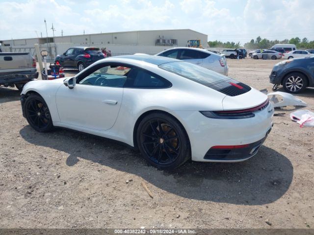 Photo 2 VIN: WP0AA2A91NS206000 - PORSCHE 911 