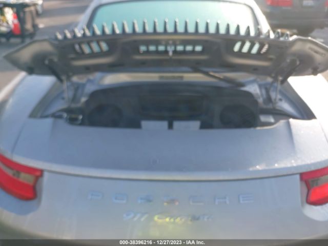 Photo 9 VIN: WP0AA2A95JS105262 - PORSCHE 911 