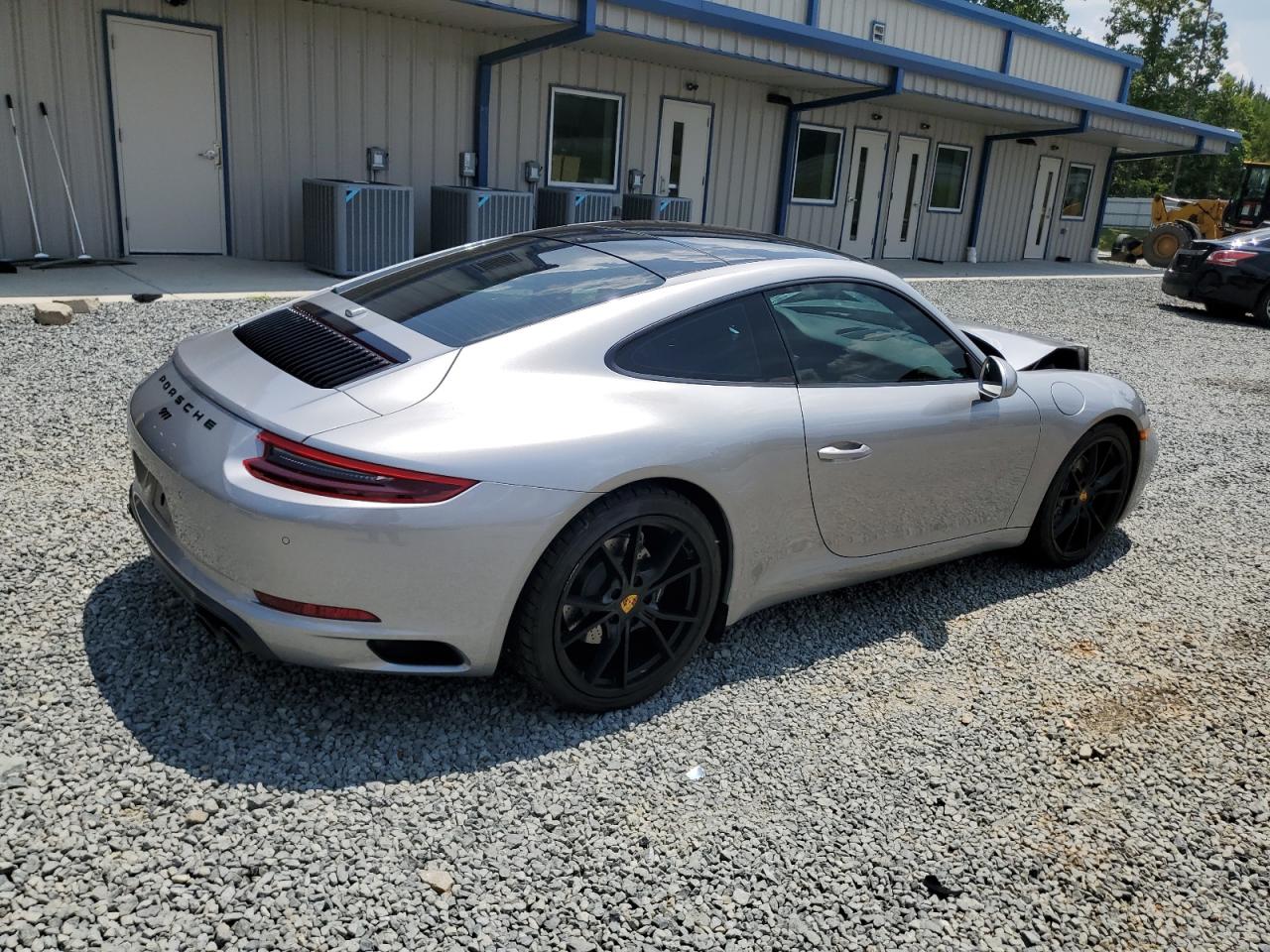 Photo 2 VIN: WP0AA2A97KS103238 - PORSCHE 911 