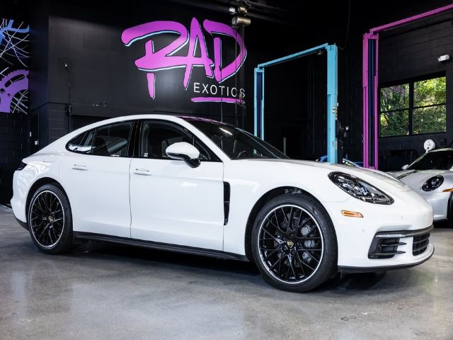 Photo 1 VIN: WP0AB2A71JL136000 - PORSCHE PANAMERA 