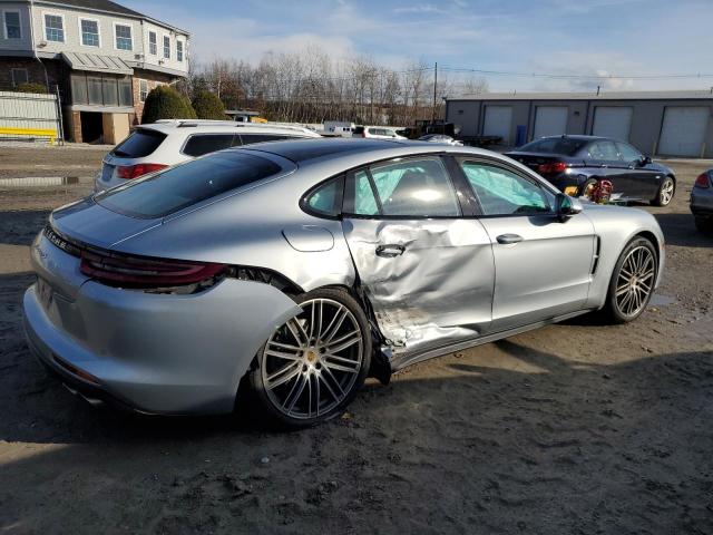 Photo 2 VIN: WP0AB2A72JL136264 - PORSCHE PANAMERA 4 