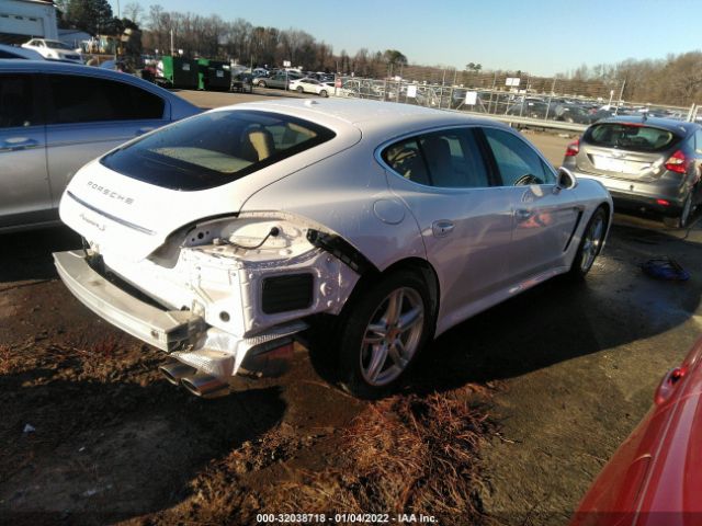 Photo 3 VIN: WP0AB2A78BL060874 - PORSCHE PANAMERA 