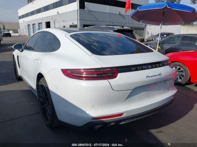 Photo 2 VIN: WP0AB2A7XHL122686 - PORSCHE PANAMERA 