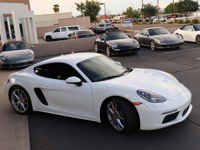 Photo 9 VIN: WP0AB2A82KS278193 - PORSCHE 718 CAYMAN 