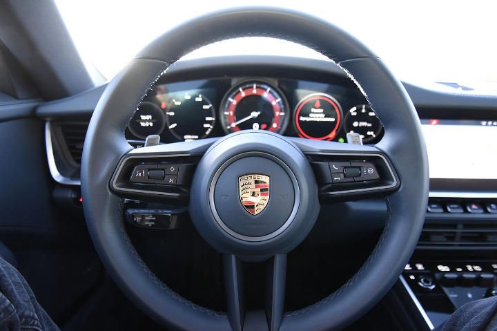 Photo 14 VIN: WP0AB2A93LS227084 - PORSCHE 911 COUPE 