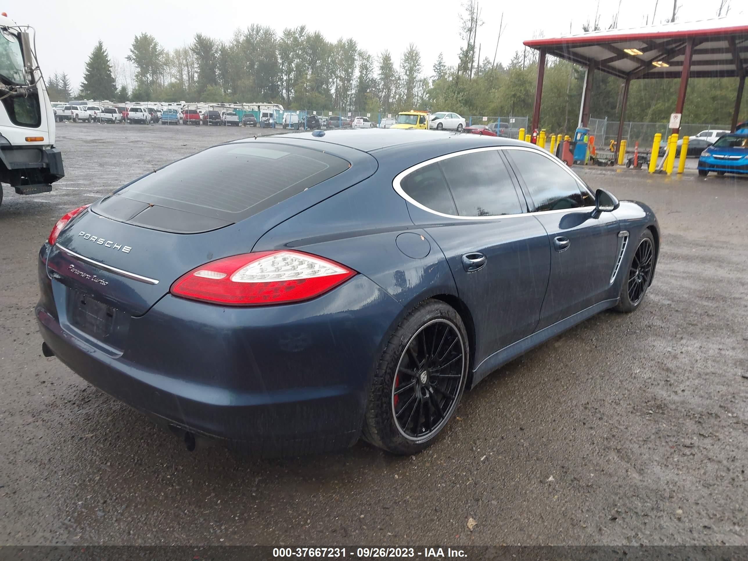 Photo 3 VIN: WP0AC2A74AL090045 - PORSCHE PANAMERA 