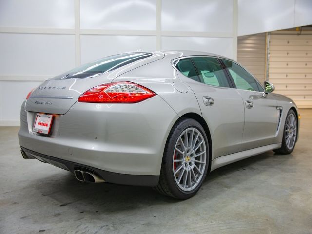 Photo 8 VIN: WP0AC2A78CL090665 - PORSCHE PANAMERA 