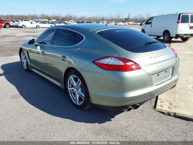 Photo 2 VIN: WP0AD2A71CL045371 - PORSCHE PANAMERA 