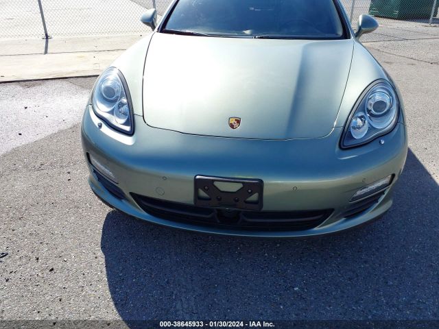 Photo 5 VIN: WP0AD2A71CL045371 - PORSCHE PANAMERA 