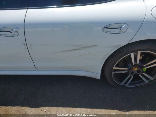 Photo 5 VIN: WP0AD2A79GL040831 - PORSCHE PANAMERA 