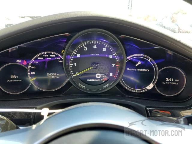 Photo 8 VIN: WP0AE2A78JL175304 - PORSCHE PANAMERA 