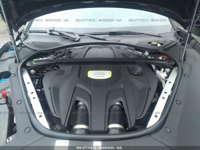 Photo 9 VIN: WP0AE2A7XJL129909 - PORSCHE PANAMERA 