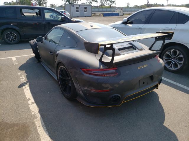 Photo 2 VIN: WP0AE2A97KS155277 - PORSCHE 911 GT2 RS 