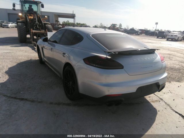 Photo 2 VIN: WP0AF2A77FL080401 - PORSCHE PANAMERA 