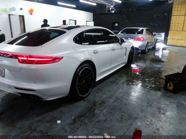 Photo 3 VIN: WP0AF2A77HL151311 - PORSCHE PANAMERA 