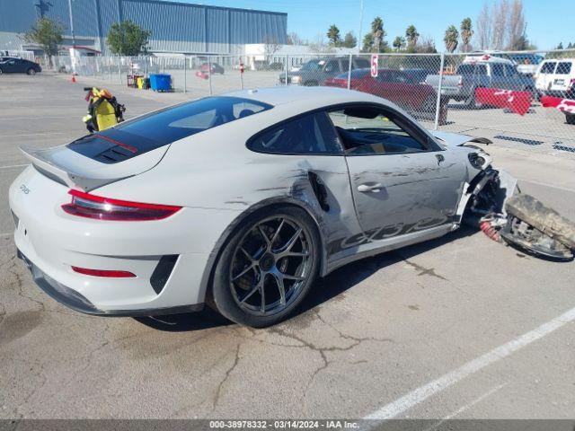 Photo 3 VIN: WP0AF2A94KS164936 - PORSCHE 911 