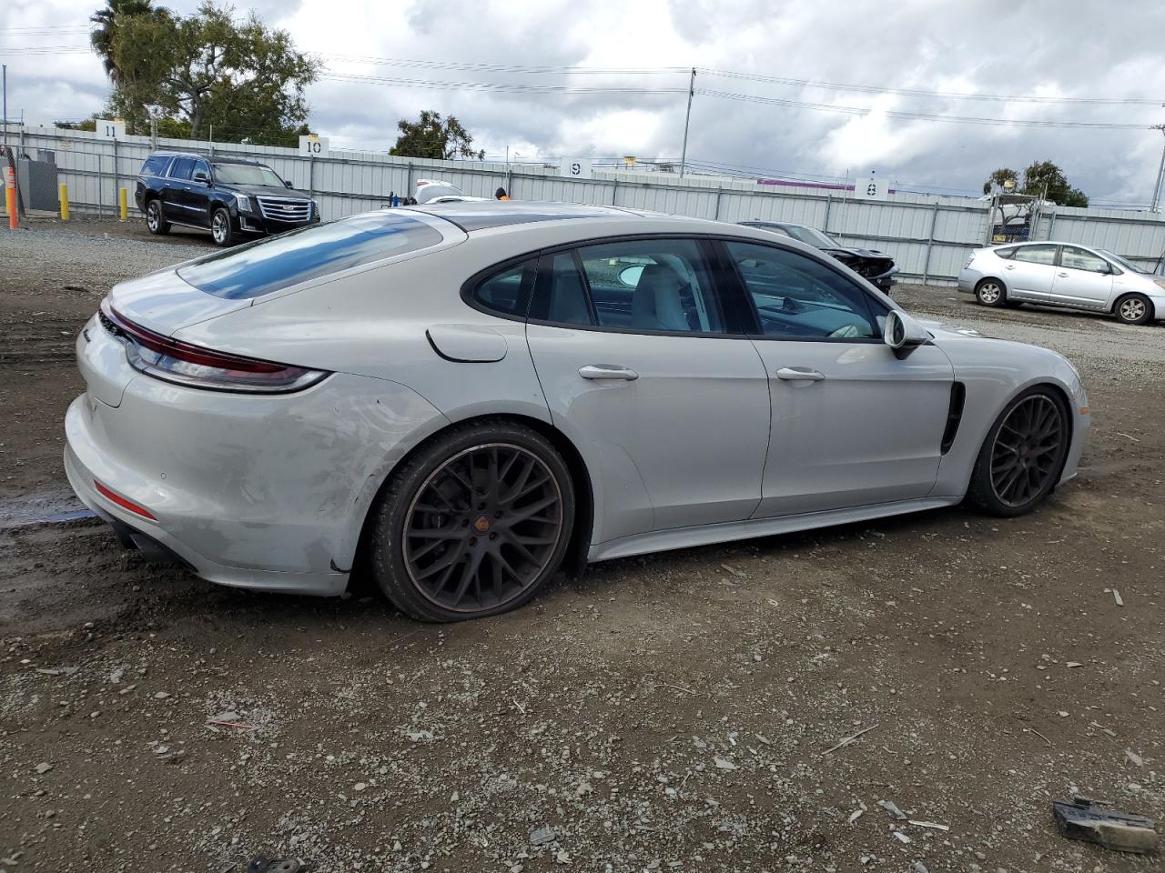 Photo 2 VIN: WP0AJ2A77NL100269 - PORSCHE PANAMERA 